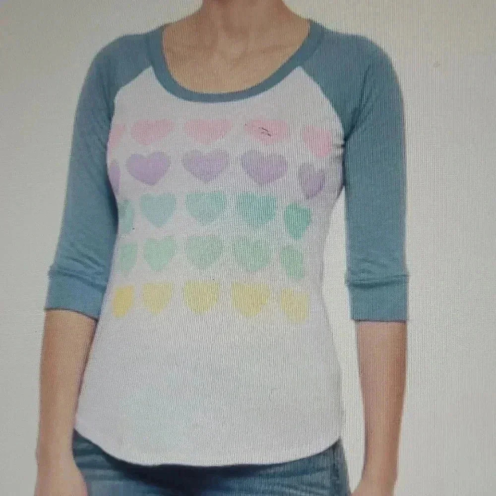 CHASER RAINBOW HEART VINTAGE TEE
